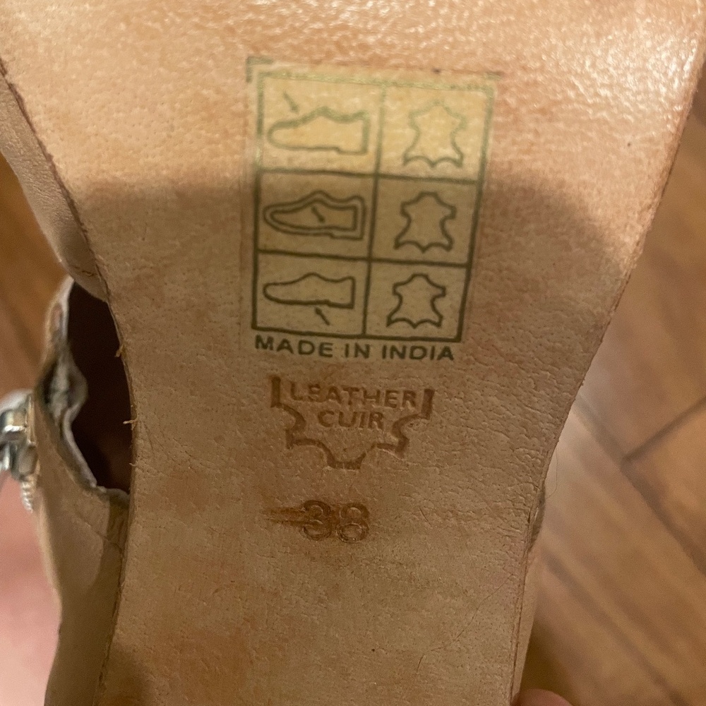 Free People Effie Stacked Block Heel Cut out Bootie Sz 38 (US 7.5/8) - Picture 12 of 16